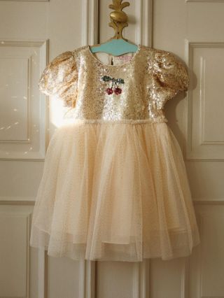 Nejnádhernější šatičky dánské značky Konges Sjold✨💛